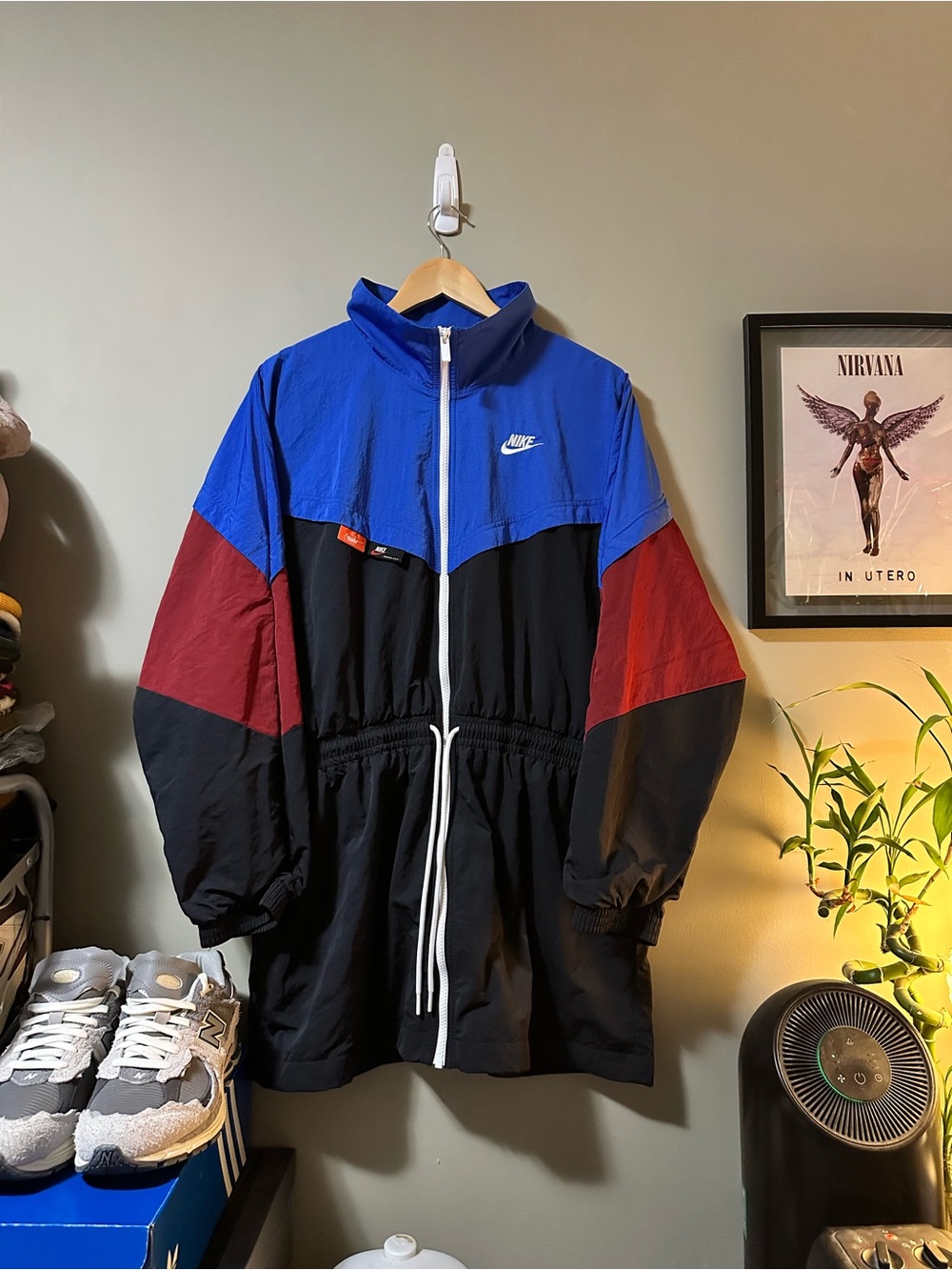 Nike Women's Icon Clash Woven Track Jacket